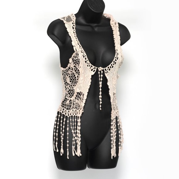 Banana U.S.A Crochet Vest with Fringe - Picture 1 of 3